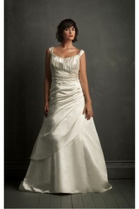 Affordable Ivory A-line Floor-length Satin Spaghetti Straps Dress With Ruffles