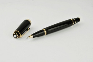 MontBlanc Boheme Noir Golden Rollerball