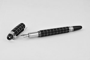 MontBlanc Starwalker Metal And Rubber Fountain Pen